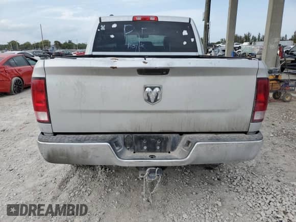 2016 Ram 1500 Tradesman z VIN 1C6RR6KG7GS107112, wystawiony jako Copart lot #50211485 z przebiegiem 117 078 mil mil oraz Czysty tytuł • Clean title. Historia ofert i sprzedaży dostępna na DreamBid. Obrazek 6.