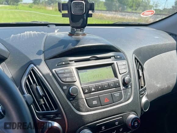 2014 Hyundai Tucson GLS with VIN KM8JT3AF3EU850880, listed as a Copart auction lot 80143135 with 124,054 mi miles and Clean title. Bid and sale history available at DreamBid. Image 14.