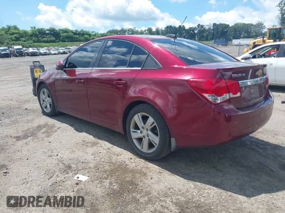 2015 Chevrolet Cruze Diesel z VIN 1G1P75SZ8F7201060, wystawiony jako IAAI lot #42753781 z przebiegiem 118 912 mil mil oraz . Historia ofert i sprzedaży dostępna na DreamBid. Obrazek 3.