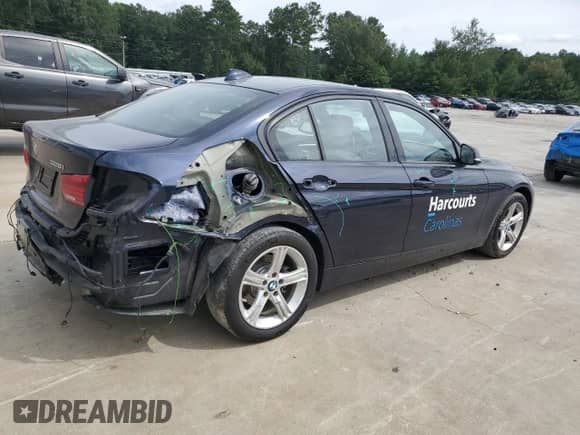 2016 BMW 3 Series 328i with VIN WBA8E9G51GNU29989, listed as a Copart auction lot 69111065 with 82,574 mi miles and Salvage title. Bid and sale history available at DreamBid. Image 3.