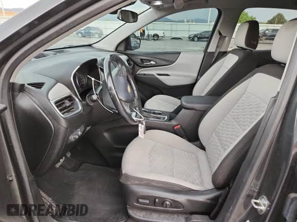 2019 Chevrolet Equinox LT z VIN 2GNAXTEV9K6133248, wystawiony jako Copart lot #81055835 z przebiegiem 105 291 mil mil oraz Szkoda całkowita • Salvage title. Historia ofert i sprzedaży dostępna na DreamBid. Obrazek 7.