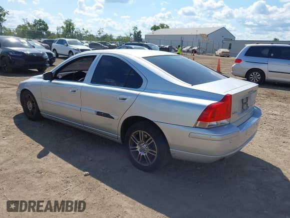 2007 Volvo S60 2.5L Turbo с VIN YV1RH592272609729, выставлен на аукционе IAAI как лот 43079885 с пробегом 222 757 миль миль и . История ставок и продаж доступна на DreamBid. Изображение 3.