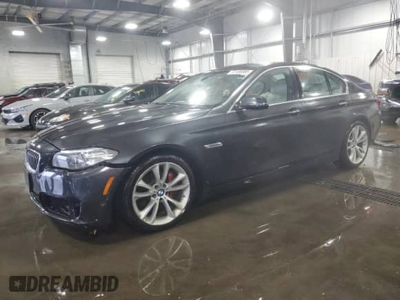 2014 BMW 5 Series 535d xDrive с VIN WBAFV3C55ED684318, выставлен на аукционе Copart как лот 72100085 с пробегом 228 946 миль миль и Списание • Salvage title. История ставок и продаж доступна на DreamBid. Изображение 1.