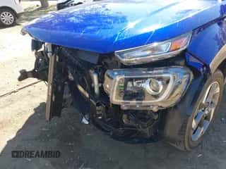 2025 Hyundai Venue SEL with VIN KMHRC8A36SU392379, listed as a IAAI auction lot 42709873 with 1,993 mi miles and . Bid and sale history available at DreamBid. Image 6.