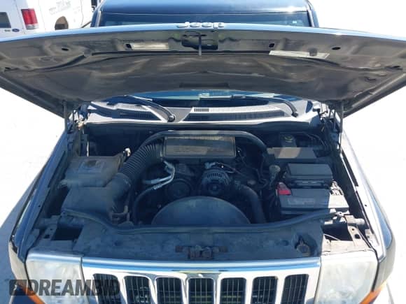 2008 Jeep Commander Sport with VIN 1J8HG48K08C175427, listed as a IAAI auction lot 43247140 with 169,278 mi miles and . Bid and sale history available at DreamBid. Image 10.