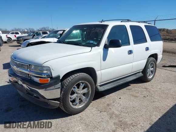 2006 Chevrolet Tahoe LS z VIN 1GNEC13V36R143059, wystawiony jako IAAI lot #41727459 z przebiegiem 230 849 mil mil oraz . Historia ofert i sprzedaży dostępna na DreamBid. Obrazek 2.