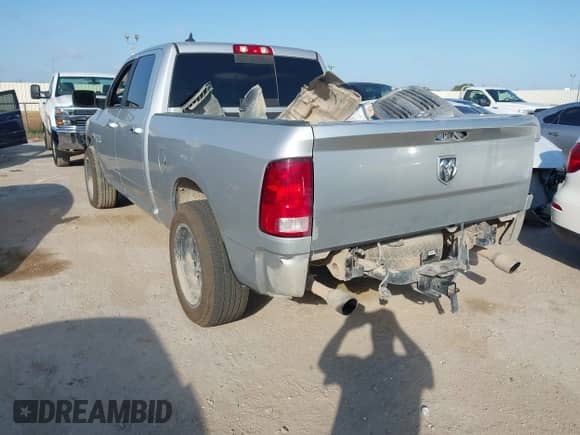 2018 Ram 1500 Big Horn с VIN 1C6RR6TT6JS168129, выставлен на аукционе IAAI как лот 42925799 с пробегом 150 862 миль миль и . История ставок и продаж доступна на DreamBid. Изображение 3.