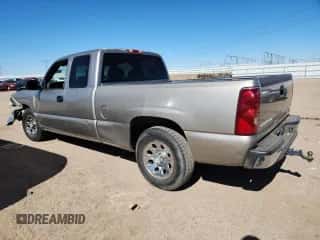 2003 Chevrolet Silverado 1500 LS z VIN 2GCEC19V731396406, wystawiony jako Copart lot #84659565 z przebiegiem Nie podano mil oraz Szkoda całkowita • Salvage title. Historia ofert i sprzedaży dostępna na DreamBid. Obrazek 2.