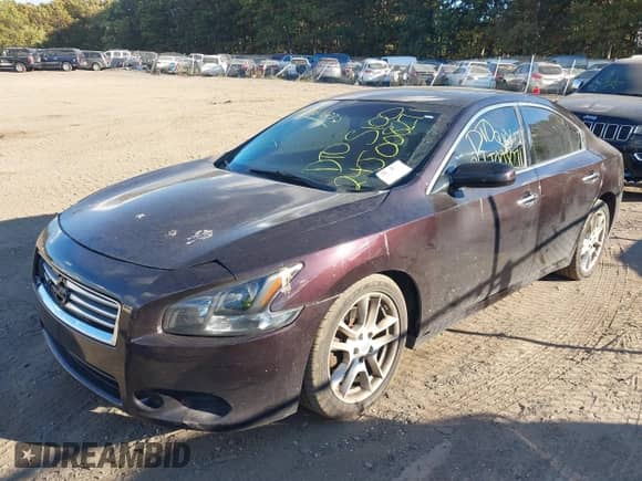 2013 Nissan Maxima S with VIN 1N4AA5AP3DC802448, listed as a IAAI auction lot 40616237 with Not provided miles and . Bid and sale history available at DreamBid. Image 2.