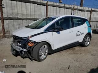 2023 Chevrolet Bolt EV 1LT с VIN 1G1FW6S04P4127404, выставлен на аукционе Copart как лот 58051565 с пробегом 18 398 миль миль и Списание • Salvage title. История ставок и продаж доступна на DreamBid. Изображение 1.