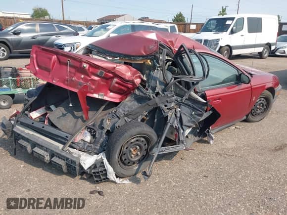 1997 Saturn SL with VIN 1G8ZF5281VZ203790, listed as a IAAI auction lot 42697958 with 332,259 mi miles and . Bid and sale history available at DreamBid. Image 4.