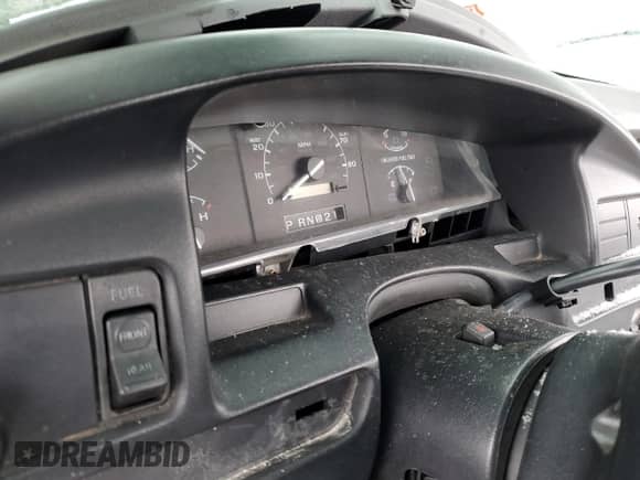 1994 Ford F-150 z VIN 1FTEF14N1RLB58455, wystawiony jako Copart lot #87865585 z przebiegiem Nie podano mil oraz Czysty tytuł • Clean title. Historia ofert i sprzedaży dostępna na DreamBid. Obrazek 9.