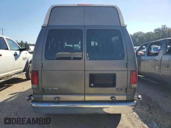 2008 Ford Econoline Cargo Commercial with VIN 1FTNE14W28DB59795, listed as a Copart auction lot 85341555 with 235,496 mi miles and Clean title. Bid and sale history available at DreamBid. Image 6.