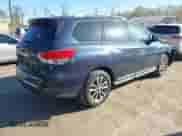 2016 Nissan Pathfinder Platinum with VIN 5N1AR2MM0GC621875, listed as a IAAI auction lot 42049577 with 70,759 mi miles and . Bid and sale history available at DreamBid. Image 4.