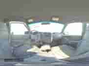 2003 Chevrolet S-10 z VIN 1GCCS19H938131004, wystawiony jako Copart lot #61210115 z przebiegiem 520 637 mil mil oraz Szkoda całkowita • Salvage title. Historia ofert i sprzedaży dostępna na DreamBid. Obrazek 14.