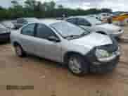 2002 Dodge Neon z VIN 1B3ES26C42D503735, wystawiony jako Copart lot #60634035 z przebiegiem 151 395 mil mil oraz Szkoda całkowita • Salvage title. Historia ofert i sprzedaży dostępna na DreamBid. Obrazek 4.