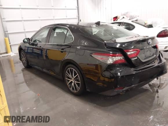 2023 Toyota Camry Hybrid XLE z VIN 4T1F31AK5PU611888, wystawiony jako IAAI lot #41304654 z przebiegiem 40 140 mil mil oraz . Historia ofert i sprzedaży dostępna na DreamBid. Obrazek 3.