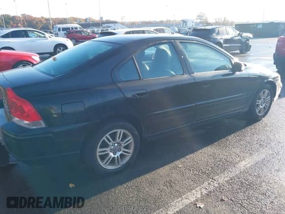 2008 Volvo S60 2.5T с VIN YV1RH592982698037, выставлен на аукционе IAAI как лот 43501926 с пробегом 340 788 миль миль и . История ставок и продаж доступна на DreamBid. Изображение 4.