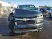 2018 Chevrolet Colorado 4WD Work Truck z VIN 1GCGTBEN6J1203556, wystawiony jako Copart lot #71359055 z przebiegiem 123 555 mil mil oraz Szkoda całkowita • Salvage title. Historia ofert i sprzedaży dostępna na DreamBid. Obrazek 5.