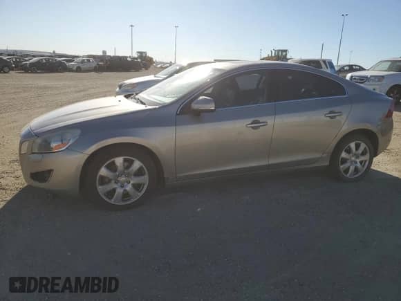 2012 Volvo S60 T6 с VIN YV1902FH7C2087382, выставлен на аукционе Copart как лот 84005115 с пробегом 202 464 миль миль и Чистый • Clean title. История ставок и продаж доступна на DreamBid. Изображение 1.