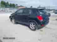 2019 Chevrolet Trax LS with VIN 3GNCJNSBXKL176816, listed as a IAAI auction lot 42758316 with 67,344 mi miles and . Bid and sale history available at DreamBid. Image 3.