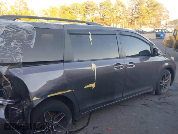 2012 Toyota Sienna XLE with VIN 5TDDK3DC6CS040442, listed as a IAAI auction lot 40899461 with 174,738 mi miles and . Bid and sale history available at DreamBid. Image 13.