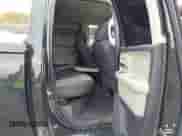 2009 Dodge 1500 SLT z VIN 1D3HV18T49S726980, wystawiony jako IAAI lot #40748830 z przebiegiem 154 320 mil mil oraz . Historia ofert i sprzedaży dostępna na DreamBid. Obrazek 8.