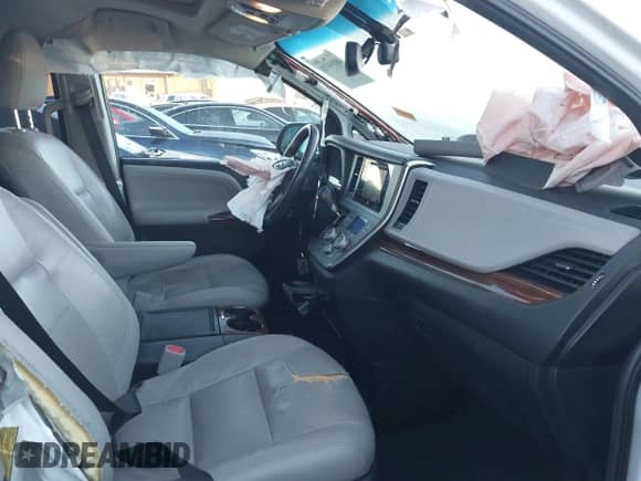 2016 Toyota Sienna XLE with VIN 5TDYK3DC9GS759983, listed as a IAAI auction lot 40859938 with 120,066 mi miles and . Bid and sale history available at DreamBid. Image 5.