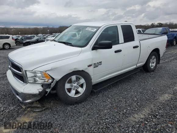2023 Ram 1500 Tradesman z VIN 1C6RR7FT6PS586023, wystawiony jako Copart lot #82373804 z przebiegiem 3 304 mil mil oraz Szkoda całkowita • Salvage title. Historia ofert i sprzedaży dostępna na DreamBid. Obrazek 1.