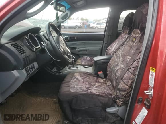 2012 Toyota Tacoma с VIN 5TFUU4EN4CX047142, выставлен на аукционе Copart как лот 71641455 с пробегом 122 157 миль миль и Списание • Salvage title. История ставок и продаж доступна на DreamBid. Изображение 7.