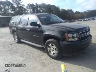 2010 Chevrolet Suburban LT z VIN 1GNUCJE01AR196820, wystawiony jako IAAI lot #40713946 z przebiegiem 234 838 mil mil oraz . Historia ofert i sprzedaży dostępna na DreamBid. Obrazek 1.