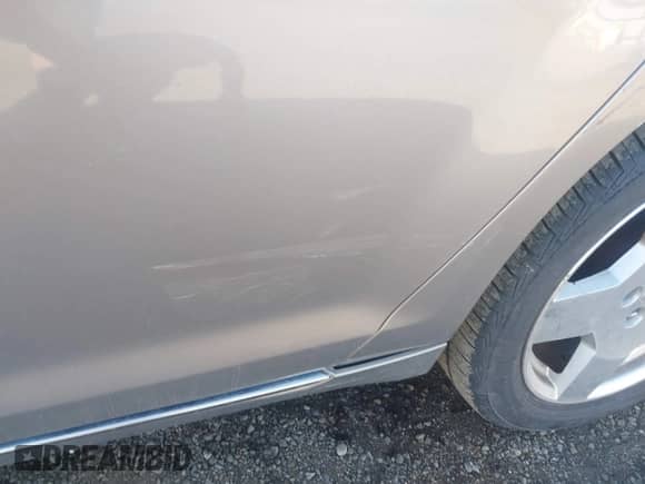 2008 Chevrolet Malibu 2LT с VIN 1G1ZJ57788F263116, выставлен на аукционе IAAI как лот 43043542 с пробегом 133 719 миль миль и . История ставок и продаж доступна на DreamBid. Изображение 6.