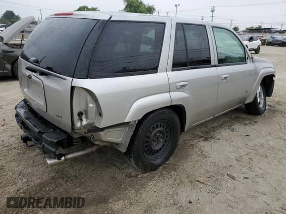 2006 Chevrolet TrailBlazer LT с VIN 1GNES13H362194163, выставлен на аукционе Copart как лот 60302745 с пробегом Не указан миль и Списание • Salvage title. История ставок и продаж доступна на DreamBid. Изображение 3.