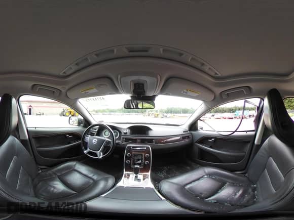 2012 Volvo XC70 3.2L with VIN YV4940BZ2C1138755, listed as a IAAI auction lot 42711772 with 205,603 mi miles and . Bid and sale history available at DreamBid. Image 18.