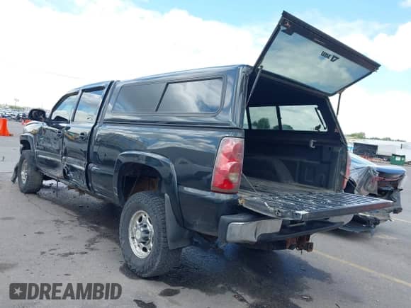 2003 Chevrolet Silverado 2500HD LS с VIN 1GCHK23U83F171152, выставлен на аукционе IAAI как лот 42277460 с пробегом 221 368 миль миль и . История ставок и продаж доступна на DreamBid. Изображение 3.