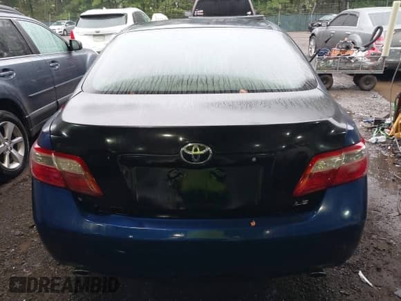 2007 Toyota Camry XLE with VIN 4T1BK46K77U030310, listed as a IAAI auction lot 43187034 with 173,453 mi miles and . Bid and sale history available at DreamBid. Image 16.