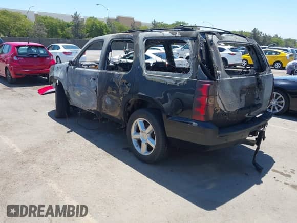 2011 Chevrolet Tahoe LT с VIN 1GNSCBE06BR394713, выставлен на аукционе IAAI как лот 42872699 с пробегом Не указан миль и . История ставок и продаж доступна на DreamBid. Изображение 3.