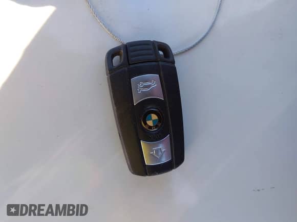 2011 BMW 3 Series 335is с VIN WBADX1C50BE570111, выставлен на аукционе IAAI как лот 43508136 с пробегом 105 738 миль миль и . История ставок и продаж доступна на DreamBid. Изображение 11.