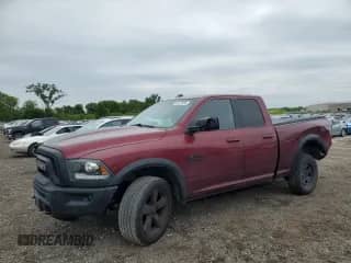 2019 Ram 1500 Warlock z VIN 1C6RR7GG8KS670662, wystawiony jako Copart lot #56727955 z przebiegiem 97 915 mil mil oraz Szkoda całkowita • Salvage title. Historia ofert i sprzedaży dostępna na DreamBid. Obrazek 1.