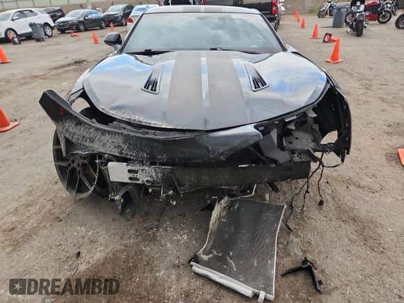 2017 Chevrolet Camaro 1SS z VIN 1G1FF1R76H0201744, wystawiony jako Copart lot #71552095 z przebiegiem Nie podano mil oraz Szkoda całkowita • Salvage title. Historia ofert i sprzedaży dostępna na DreamBid. Obrazek 5.