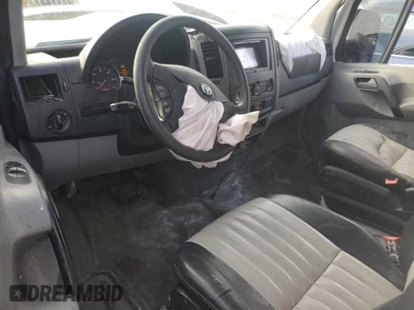 2007 Dodge Sprinter with VIN WD0PE745375185065, listed as a Copart auction lot 85366934 with 379,009 mi miles and Clean title. Bid and sale history available at DreamBid. Image 8.