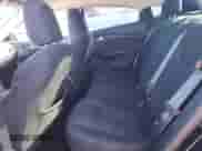 2014 Dodge Dart Aero z VIN 1C3CDFDH2ED791513, wystawiony jako Copart lot #86893654 z przebiegiem 111 632 mil mil oraz Szkoda całkowita • Salvage title. Historia ofert i sprzedaży dostępna na DreamBid. Obrazek 10.