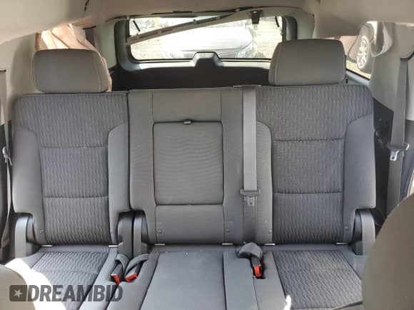 2015 Chevrolet Tahoe LS с VIN 1GNSKAKC2FR698381, выставлен на аукционе Copart как лот 80243835 с пробегом 136 047 миль миль и Чистый • Clean title. История ставок и продаж доступна на DreamBid. Изображение 10.
