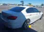 2013 BMW 5 Series 528i с VIN WBAXG5C53DD229881, выставлен на аукционе IAAI как лот 42923629 с пробегом 149 557 миль миль и . История ставок и продаж доступна на DreamBid. Изображение 4.