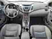2014 Hyundai Elantra SE z VIN KMHDH4AE5EU058578, wystawiony jako Copart lot #84627015 z przebiegiem 76 738 mil mil oraz Szkoda całkowita • Salvage title. Historia ofert i sprzedaży dostępna na DreamBid. Obrazek 8.