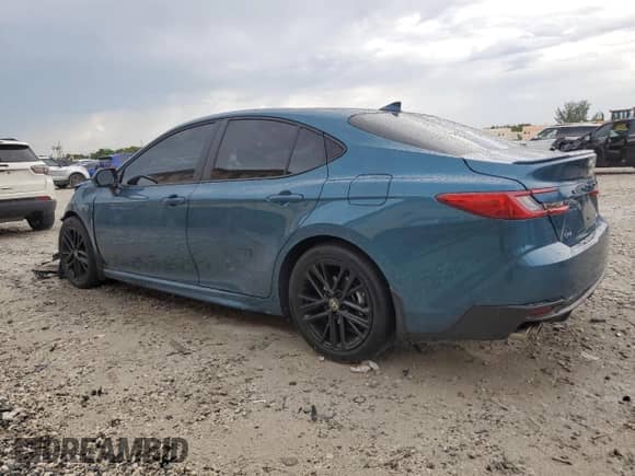 2025 Toyota Camry LE with VIN 4T1DAACK7SU161843, listed as a Copart auction lot 81209525 with 8,862 mi miles and Non repairable. Bid and sale history available at DreamBid. Image 2.