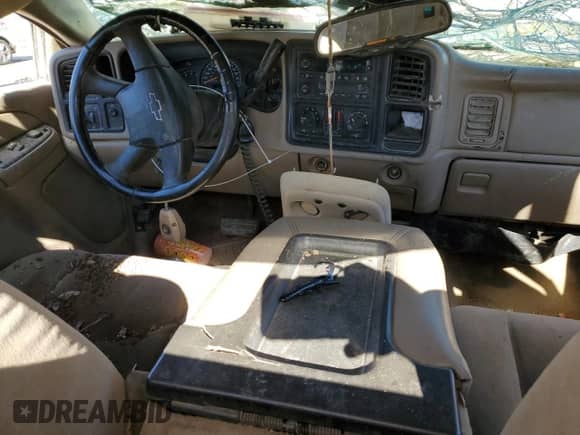 2005 Chevrolet Silverado 1500 z VIN 1GCEC14T85Z121465, wystawiony jako Copart lot #81165044 z przebiegiem 184 695 mil mil oraz Szkoda całkowita • Salvage title. Historia ofert i sprzedaży dostępna na DreamBid. Obrazek 8.