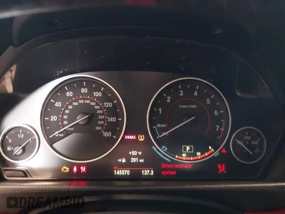 2015 BMW 4 Series 435i xDrive z VIN WBA4B3C53FD669771, wystawiony jako IAAI lot #41835401 z przebiegiem 145 570 mil mil oraz . Historia ofert i sprzedaży dostępna na DreamBid. Obrazek 7.