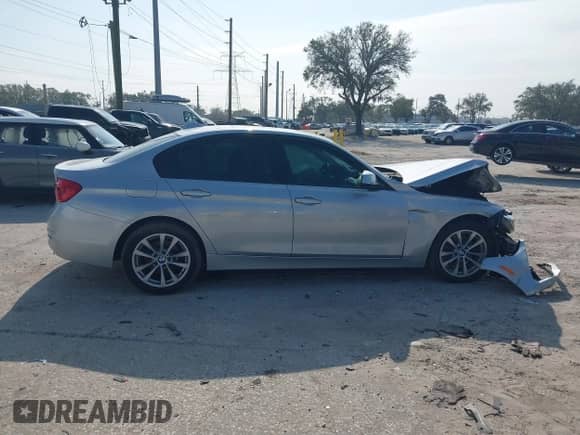 2016 BMW 3 Series 320i xDrive with VIN WBA8A3C59GK689623, listed as a IAAI auction lot 41472082 with 43,569 mi miles and . Bid and sale history available at DreamBid. Image 13.