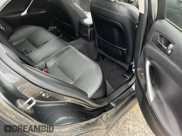 2009 Lexus IS 250 z VIN JTHCK262992029024, wystawiony jako Copart lot #91111165 z przebiegiem 85 071 mil mil oraz Czysty tytuł • Clean title. Historia ofert i sprzedaży dostępna na DreamBid. Obrazek 6.